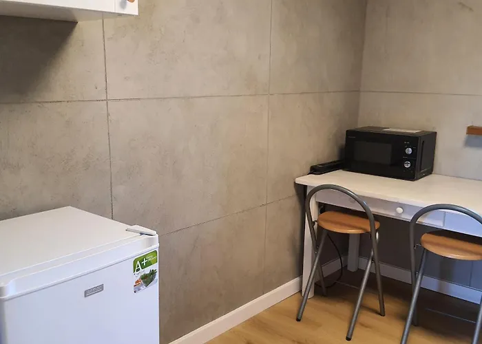 Kawalerka 40 M 2 Osoby Ulica Porzeczkowa Torun